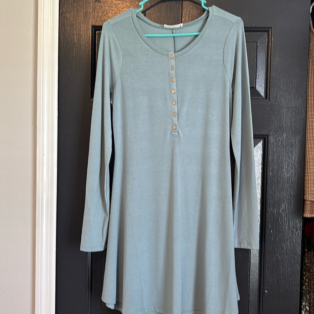 Zenana Outfitters Teal Long Sleeve Top